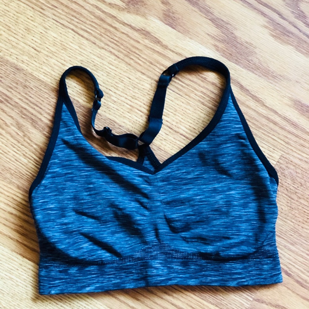 Old navy sports bra